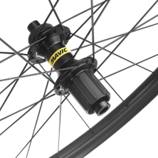 MAVIC COSMIC S 42 DISC. Juego (Cubierta / Tubeless Ready)