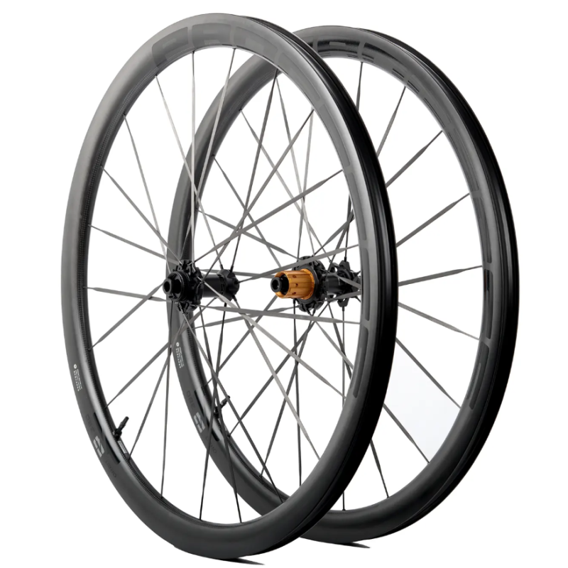 PROGRESS ORBIT 380 DISC. Juego (Cubierta / Tubeless Ready)