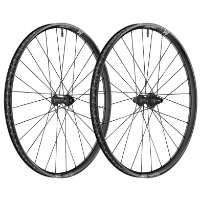 DT SWISS XMC 1500 SPLINE 30 - 27.5'. 15X110 / 12X148. JUEGO (CUBIERTA / TUBELESS READY)