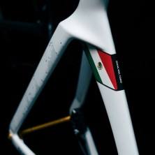 Colnago Y1RS Dura-Ace Di2 Isaac del Toro