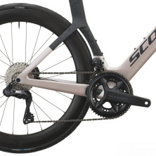 Scott Foil RC 10 2027. Bicicleta carretera. Champagne Pink / Carbon Black