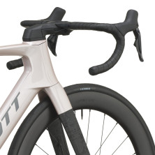 Scott Foil RC 10 2027. Bicicleta carretera. Champagne Pink / Carbon Black